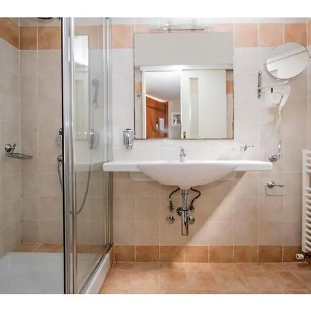 Corfu Club Maisonette 3 Aparthotel *