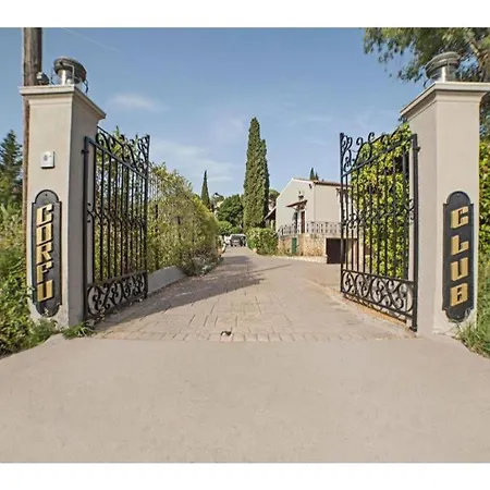 Aparthotel Corfu Club Maisonette 3 *